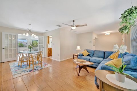 Casa en venta en Sarasota, Florida, 2 dormitorios, 155.7 m2 № 2345680 - foto 26