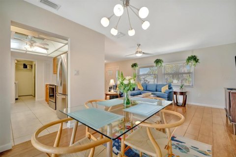 Casa en venta en Sarasota, Florida, 2 dormitorios, 155.7 m2 № 2345680 - foto 29