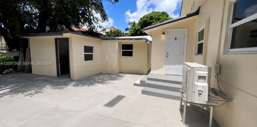 Villa ou maison à Miami, Floride 1 chambre, 42.18 m2 № 2173067