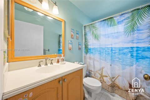 Купить виллу или дом в Хомстед, Флорида 3 спальни, 112.97м2, № 2028208 - фото 28