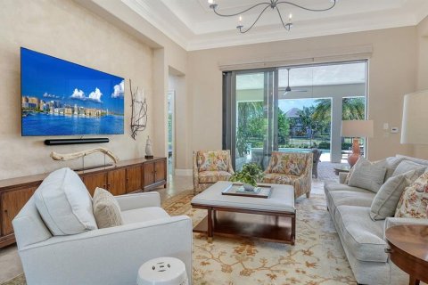 Купить виллу или дом в Лейквуд Ранч, Флорида 9 комнат, 261.06м2, № 2097190 - фото 18