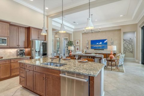Купить виллу или дом в Лейквуд Ранч, Флорида 9 комнат, 261.06м2, № 2097190 - фото 25