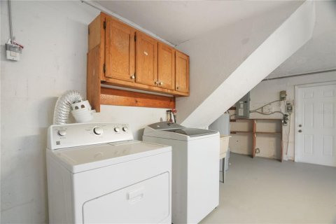 Casa en venta en Hudson, Florida, 4 dormitorios, 190.17 m2 № 1742798 - foto 30