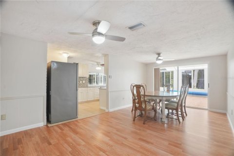 Casa en venta en Hudson, Florida, 4 dormitorios, 190.17 m2 № 1742798 - foto 13