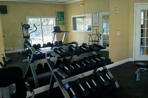 Снять в аренду кондоминиум в Холливуд, Флорида 1 спальня, 61.22м2, № 2057387 - фото 15