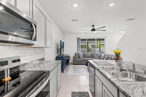 Touwnhouse à vendre à Wimauma, Floride: 3 chambres, 157.47 m2 № 2383609 - photo 16