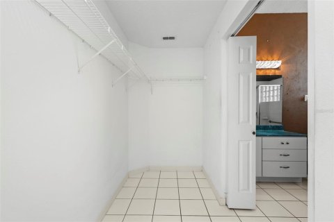 Купить виллу или дом в Ориндж-Сити, Флорида 7 комнат, 150.22м2, № 1899412 - фото 23