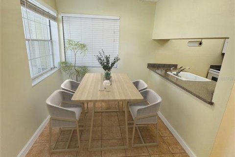 Condominio en venta en Saint Petersburg, Florida, 1 dormitorio, 52.95 m2 № 1688452 - foto 3