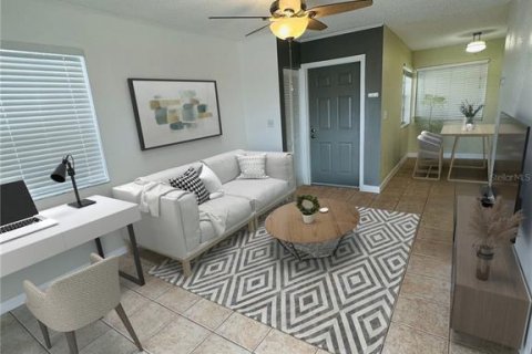 Condominio en venta en Saint Petersburg, Florida, 1 dormitorio, 52.95 m2 № 1688452 - foto 2