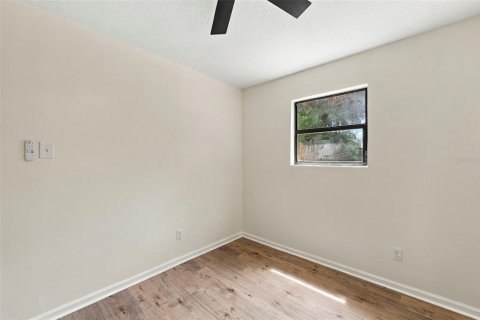 House in Tampa, Florida 3 bedrooms, 76.64 sq.m. № 2361280 - photo 21