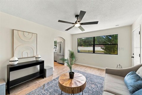 House in Tampa, Florida 3 bedrooms, 76.64 sq.m. № 2361280 - photo 13