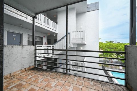 Condominio en venta en North Miami, Florida, 1 dormitorio, 64.2 m2 № 1611831 - foto 18