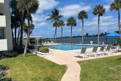 Copropriété à vendre à West Palm Beach, Floride: 41.81 m2 № 1128898 - photo 1