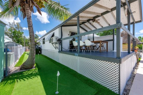 Villa ou maison à vendre à Key Largo, Floride: 2 chambres, 67.73 m2 № 1977231 - photo 17