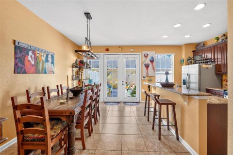 Townhouse in Windermere, Florida 3 bedrooms, 152.73 sq.m. № 2258506 - photo 16