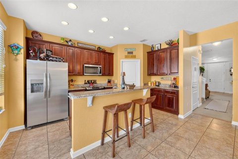 Townhouse in Windermere, Florida 3 bedrooms, 152.73 sq.m. № 2258506 - photo 5