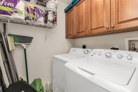 Condo in Punta Gorda, Florida, 2 bedrooms № 2166299 - photo 8