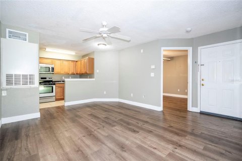 Condominio en venta en Orlando, Florida, 1 dormitorio, 49.7 m2 № 2156040 - foto 22