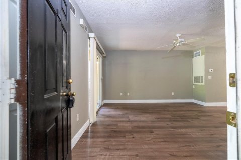 Condominio en venta en Orlando, Florida, 1 dormitorio, 49.7 m2 № 2156040 - foto 3