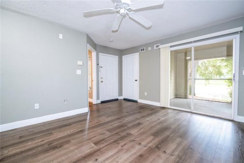 Condominio en venta en Orlando, Florida, 1 dormitorio, 49.7 m2 № 2156040 - foto 20