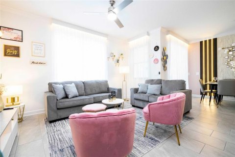 Adosado en venta en Kissimmee, Florida, 4 dormitorios, 177.81 m2 № 2280667 - foto 15