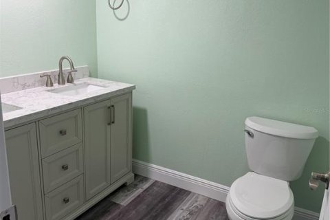 Townhouse in Seminole, Florida 4 bedrooms, 201.97 sq.m. № 2391510 - photo 25