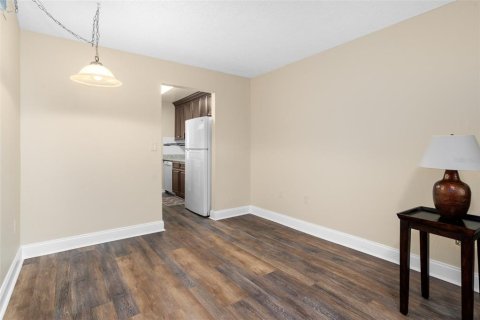 Condo in Saint Petersburg, Florida, 2 bedrooms  № 1805233 - photo 19