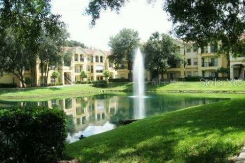 Condo in Tampa, Florida, 2 bedrooms  № 1901081 - photo 2