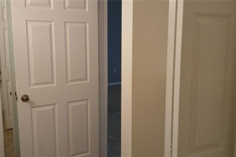 Condo in Tampa, Florida, 2 bedrooms  № 1901081 - photo 15