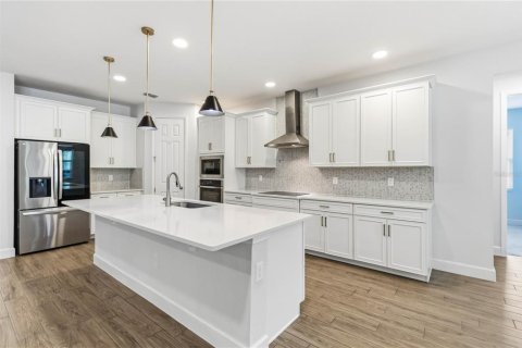 Купить виллу или дом в Овьедо, Флорида 11 комнат, 308.34м2, № 2122866 - фото 9