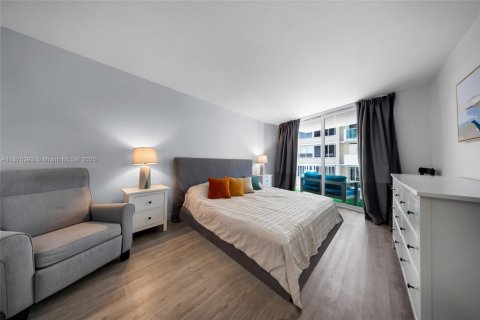 Купить кондоминиум в Майами-Бич, Флорида 1 спальня, 69.68м2, № 1922929 - фото 21