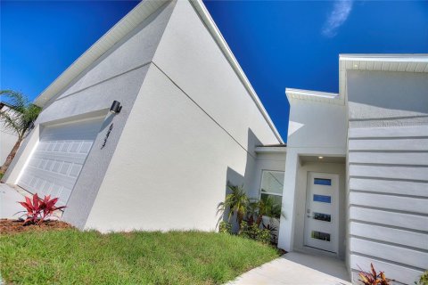Casa en alquiler en Kissimmee, Florida, 4 dormitorios, 150.78 m2 № 1884610 - foto 7