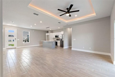 Casa en alquiler en Kissimmee, Florida, 4 dormitorios, 150.78 m2 № 1884610 - foto 12