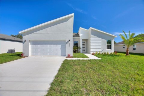 Casa en alquiler en Kissimmee, Florida, 4 dormitorios, 150.78 m2 № 1884610 - foto 1