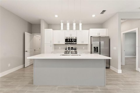 Casa en alquiler en Kissimmee, Florida, 4 dormitorios, 150.78 m2 № 1884610 - foto 13