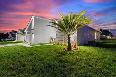 Casa en alquiler en Kissimmee, Florida, 4 dormitorios, 150.78 m2 № 1884610 - foto 8