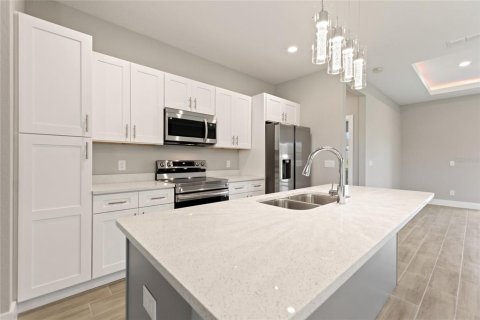 Casa en alquiler en Kissimmee, Florida, 4 dormitorios, 150.78 m2 № 1884610 - foto 15