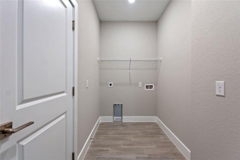 Casa en alquiler en Kissimmee, Florida, 4 dormitorios, 150.78 m2 № 1884610 - foto 27