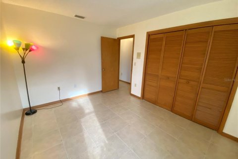 Villa ou maison à louer à Spring Hill, Floride: 3 chambres, 147.81 m2 № 2314820 - photo 20