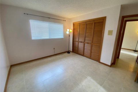 Villa ou maison à louer à Spring Hill, Floride: 3 chambres, 147.81 m2 № 2314820 - photo 19