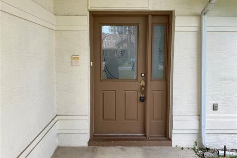 Villa ou maison à louer à Spring Hill, Floride: 3 chambres, 147.81 m2 № 2314820 - photo 4