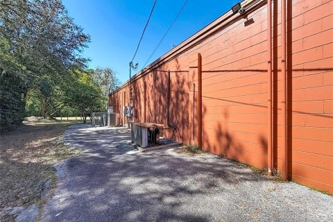 Купить коммерческую недвижимость в Леканто, Флорида 260.59м2, № 2212244 - фото 13