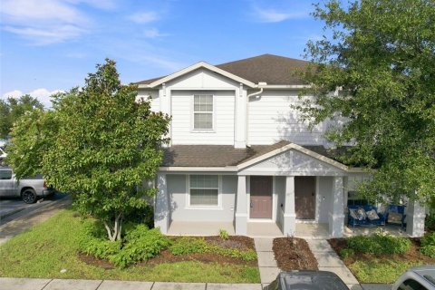 Townhouse in MAGNOLIA PARK in Riverview, Florida 2 bedrooms, 118.91 sq.m. № 2350116