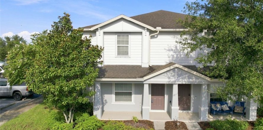Adosado en MAGNOLIA PARK en Riverview, Florida 2 dormitorios, 118.91 m2 № 2350116