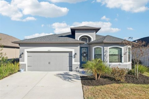 House in New Port Richey, Florida 4 bedrooms, 190.64 sq.m. № 2367263