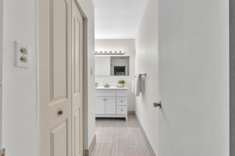 Купить виллу или дом в Тамарак, Флорида 1 комната, 153.47м2, № 2254608 - фото 28
