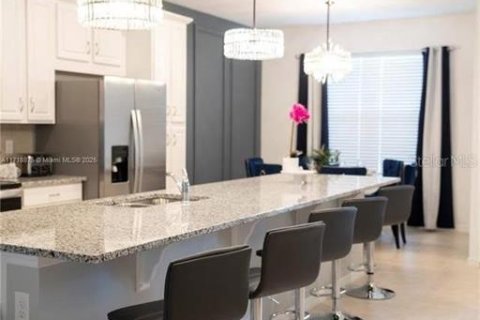 Adosado en venta en Kissimmee, Florida, 3 dormitorios, 182.27 m2 № 2205093 - foto 4