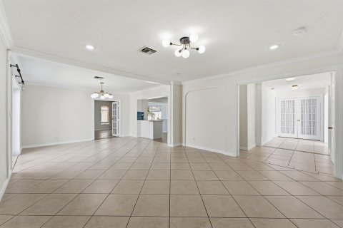 Villa ou maison à louer à Fort Lauderdale, Floride: 4 chambres, 220.36 m2 № 2085538 - photo 6