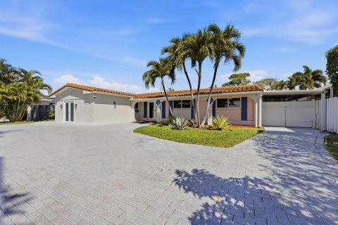Villa ou maison à louer à Fort Lauderdale, Floride: 4 chambres, 220.36 m2 № 2085538 - photo 4