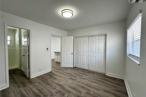 Apartment in Fort Lauderdale, Florida 1 bedroom № 2044233 - photo 13